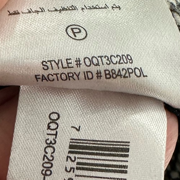 BCBG wool tweed embellished mini skirt 0 - Picture 12 of 14